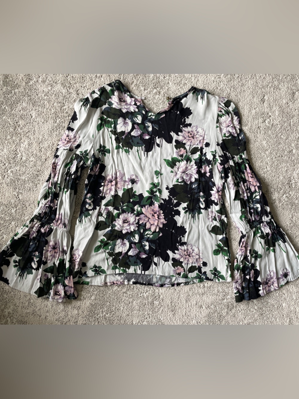 Club Monaco White Floral Long-Sleeve Bell-Sleeve Top